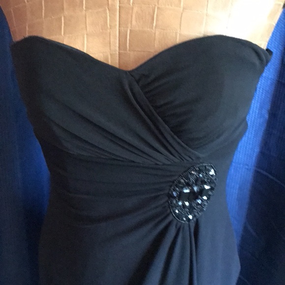 Last chance! Strapless black dress- White House Black Market brand Ladies size 0 - Picture 5 of 11